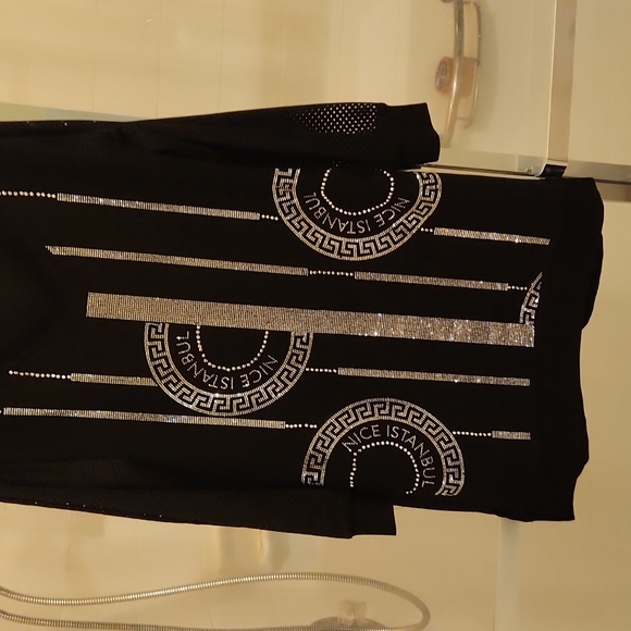 Knock out party or club dress. Can be worn casual with sneakers. Suze large. - Picture 5 of 9